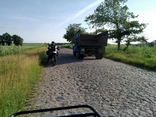 3d/03 - bruģis lauku vidū