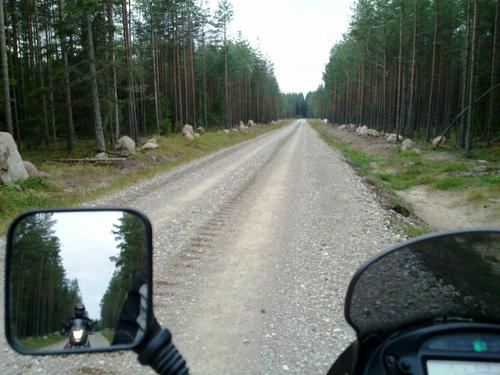 2d/04 - Dundagas pusē, akmeņu gatve