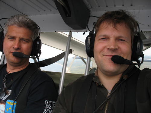 Lidojam kaut kur virs Carnikavas