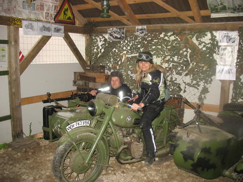 09 - Uz moča un bruņoti